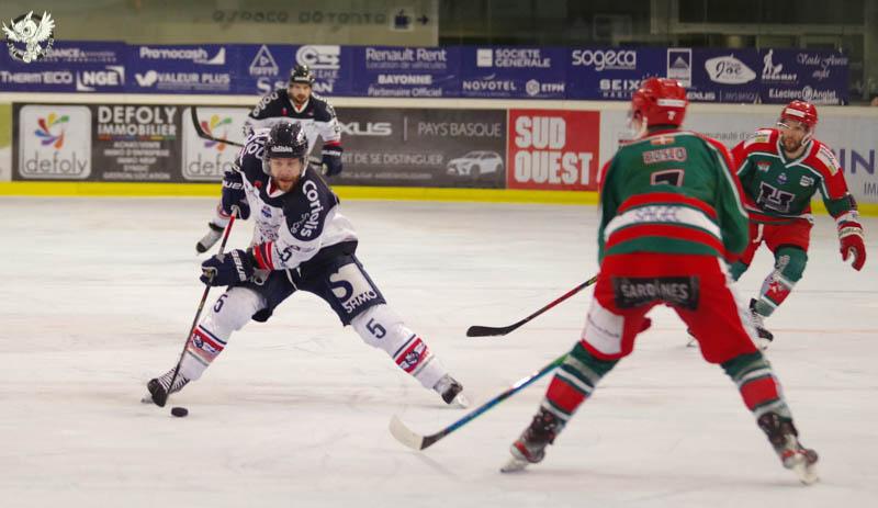 Anglet 3 - 10 Angers 