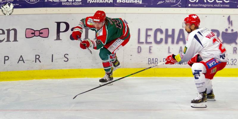 Anglet 4 - 8 Grenoble 
