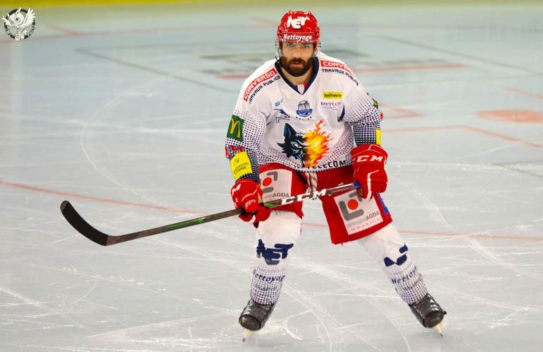 Anglet 4 - 8 Grenoble 