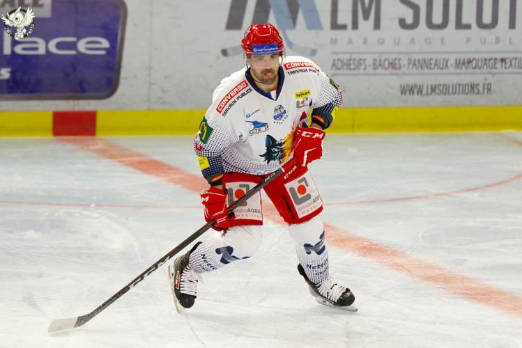 Anglet 4 - 8 Grenoble 