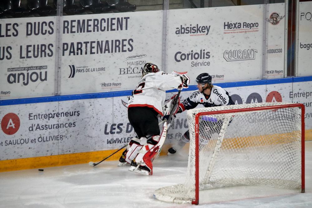 Angers  6 - 1 Mulhouse