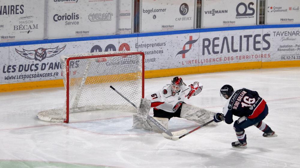 Angers  6 - 1 Mulhouse