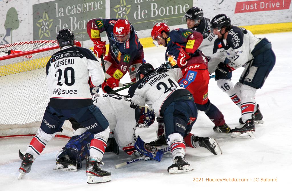 Grenoble  3 - 6 Angers 
