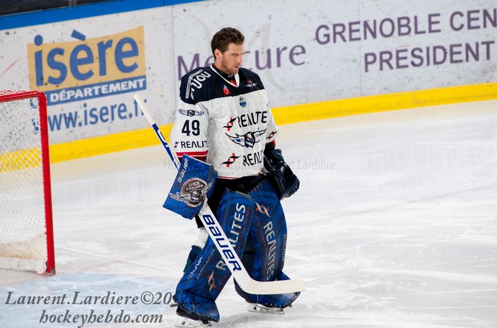 Grenoble  3 - 6 Angers 