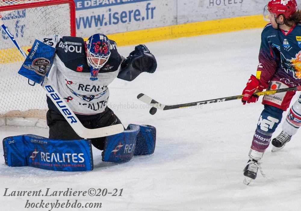 Grenoble  3 - 6 Angers 