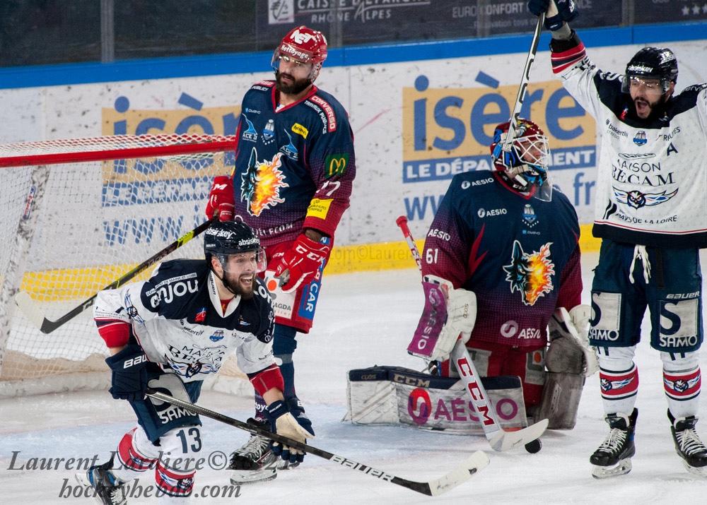 Grenoble  3 - 6 Angers 