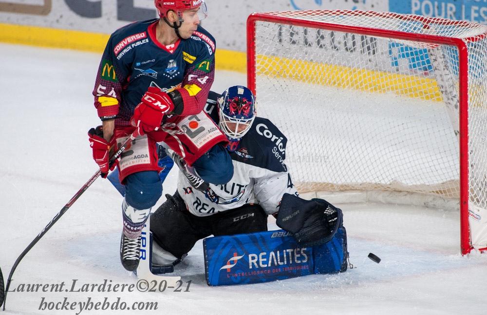 Grenoble  3 - 6 Angers 
