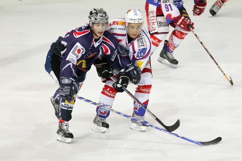 Grenoble  5 - 2 Epinal 