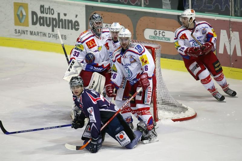 Grenoble  5 - 2 Epinal 