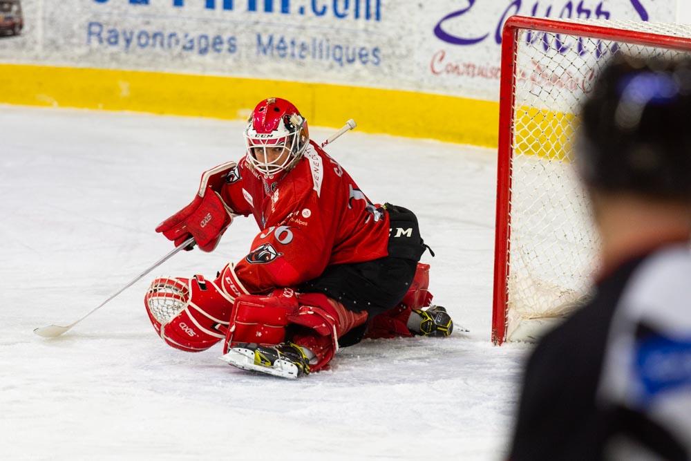 Chamonix  1 - 3 Cergy-Pontoise