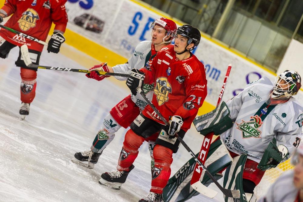 Chamonix  1 - 3 Cergy-Pontoise