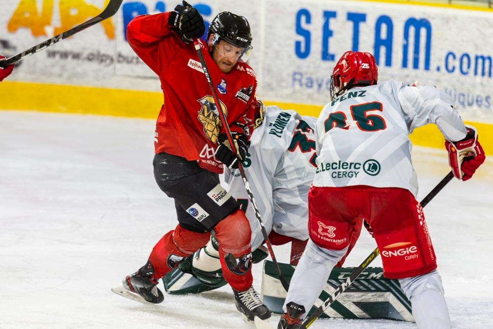 Chamonix  1 - 3 Cergy-Pontoise