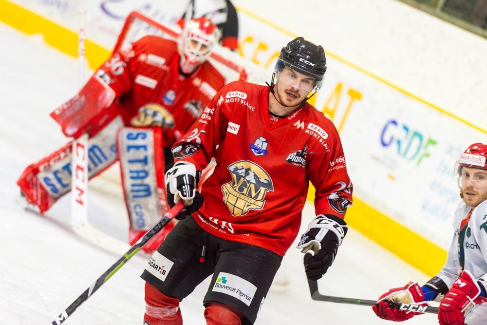 Chamonix  1 - 3 Cergy-Pontoise
