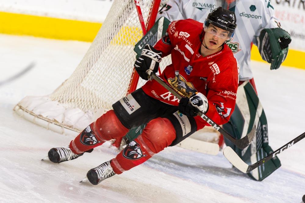 Chamonix  1 - 3 Cergy-Pontoise