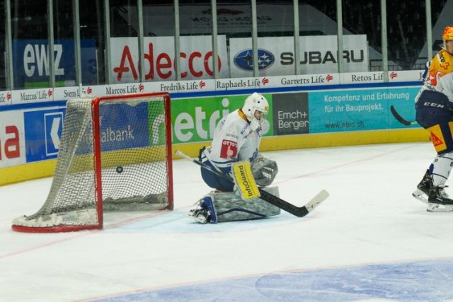 Photo hockey match Zürich - Zug le 27/03/2021