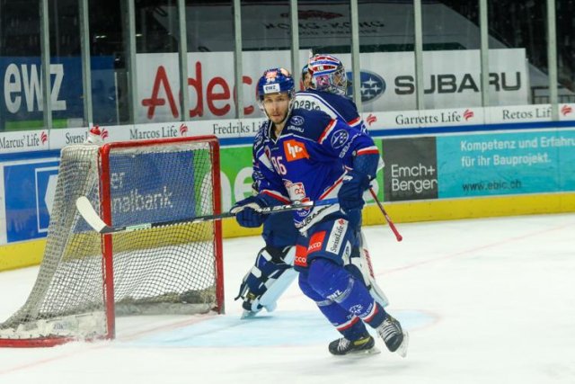 Photo hockey match Zürich - Zug le 27/03/2021