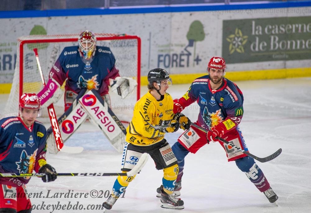 Grenoble  3 - 2 Rouen