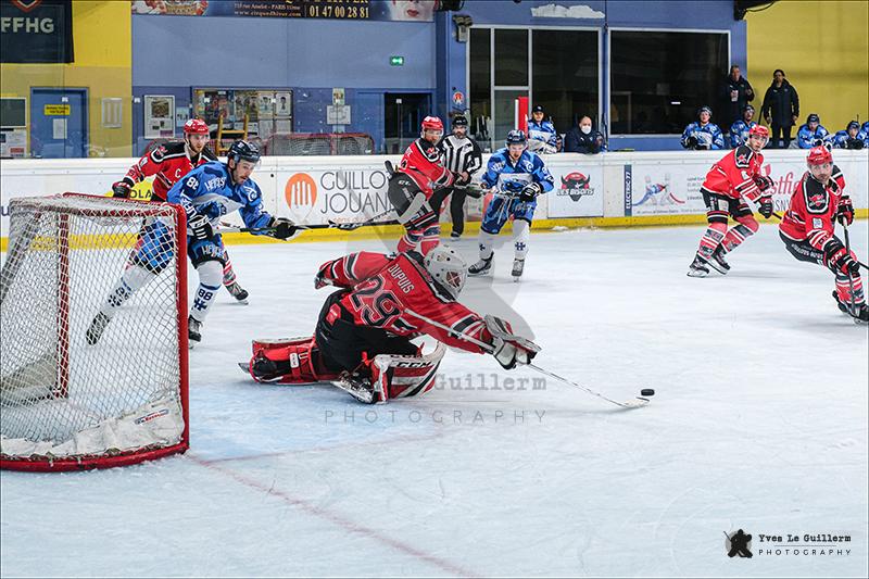Neuilly/Marne 4 - 5 Nantes