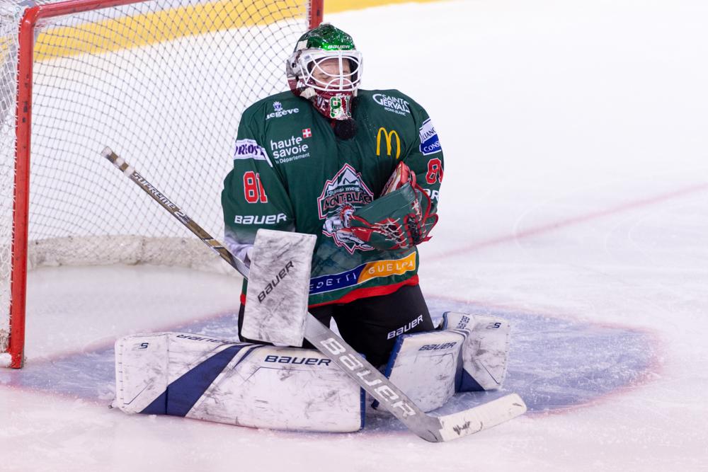 Mont-Blanc 7 - 3 Clermont-Ferrand