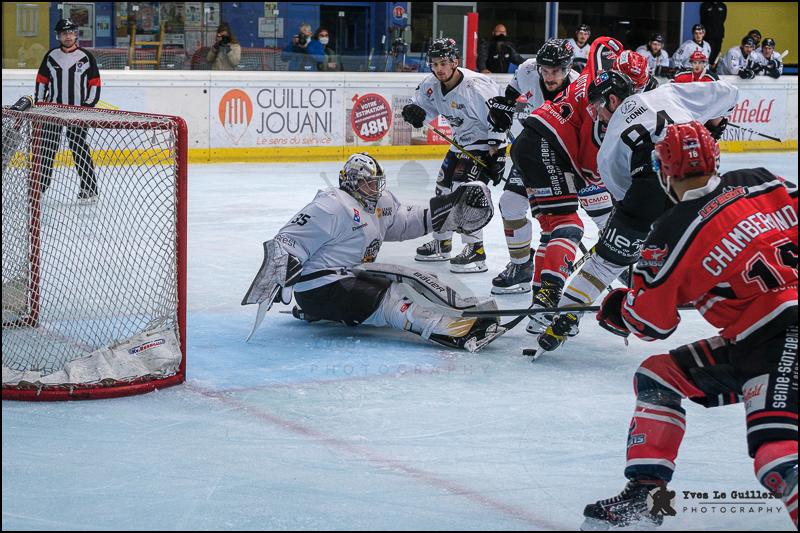 Neuilly/Marne 9 - 1 Brest 