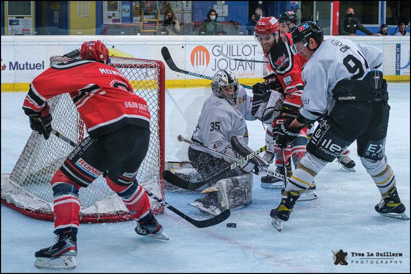 Neuilly/Marne 9 - 1 Brest 