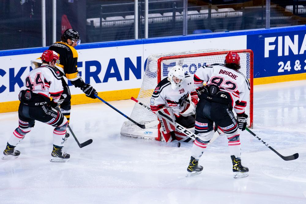 Strasbourg  4 - 3 Neuilly/Marne