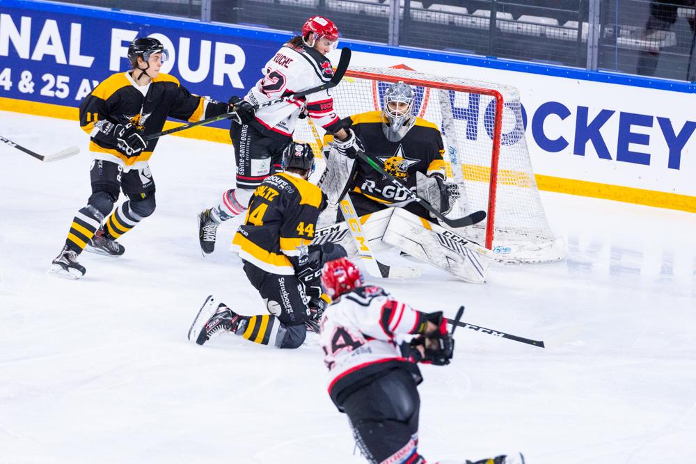 Strasbourg  4 - 3 Neuilly/Marne