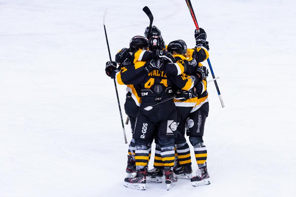 Strasbourg  4 - 3 Neuilly/Marne