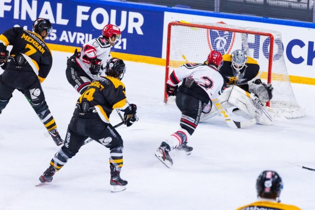 Photo hockey match Strasbourg  - Neuilly/Marne le 24/04/2021