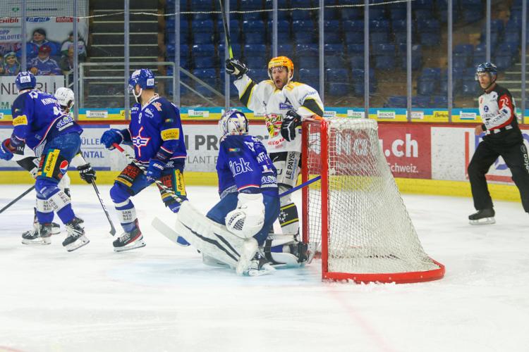 Kloten 2 - 4 Ajoie