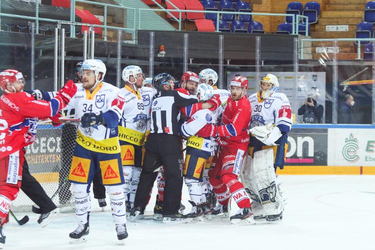 Rapperswil-Jona 2 - 4 Zug