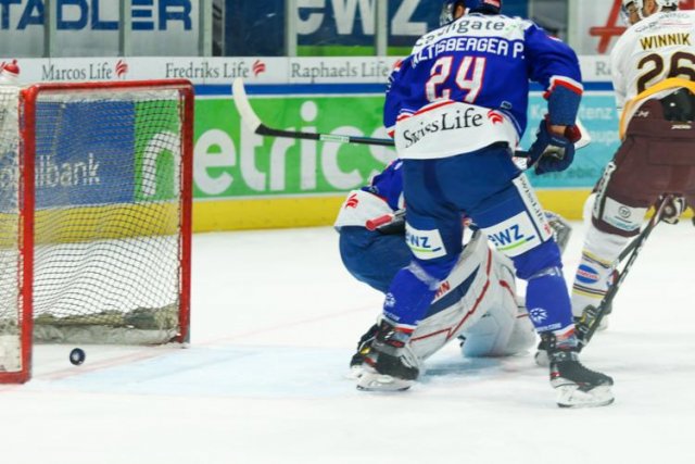Photo hockey match Zürich - Genève le 29/04/2021