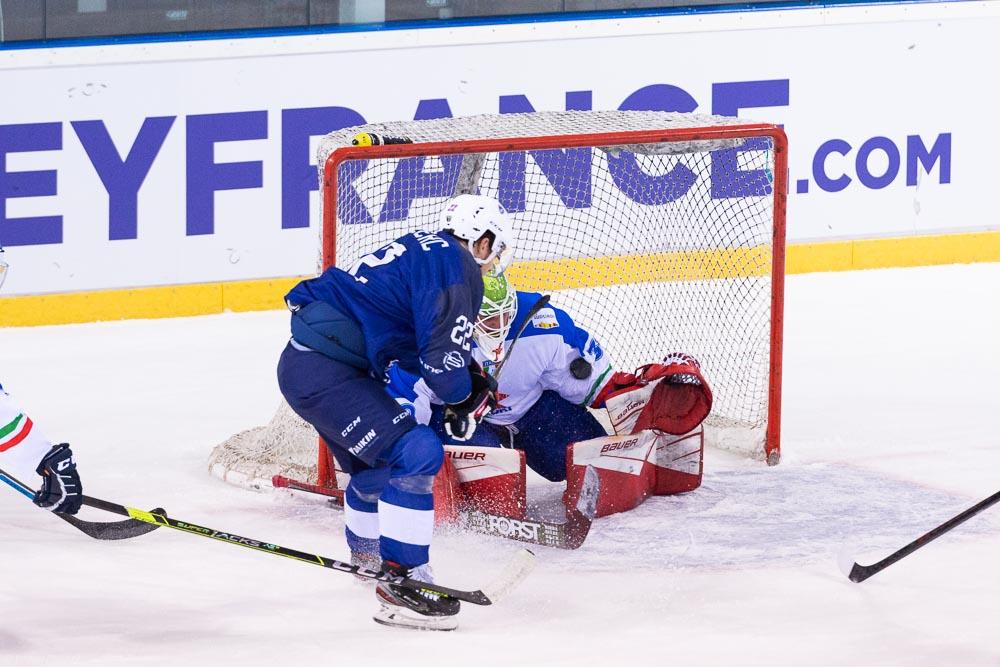 France 4 - 1 Italy