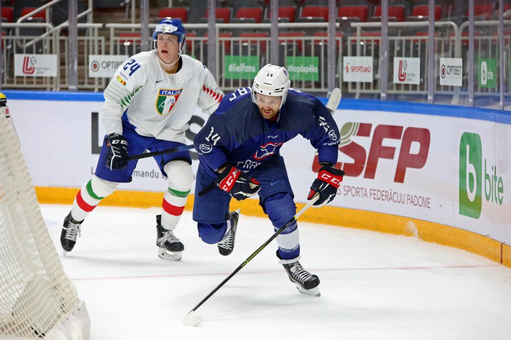 France 2 - 0 Italy