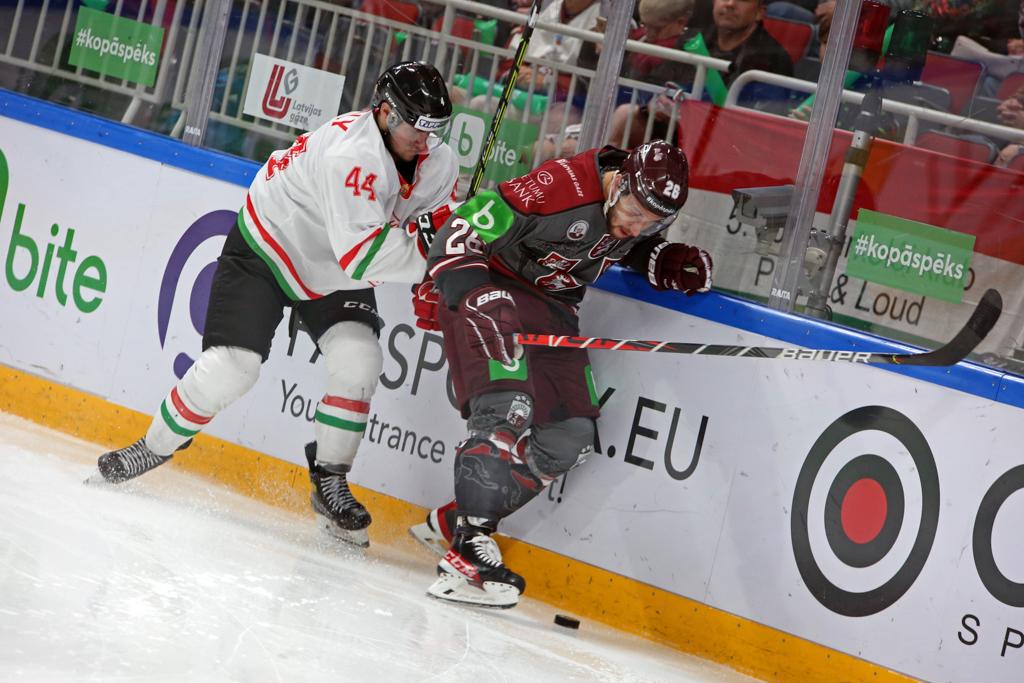 Lettonie 9 - 0 Hungary