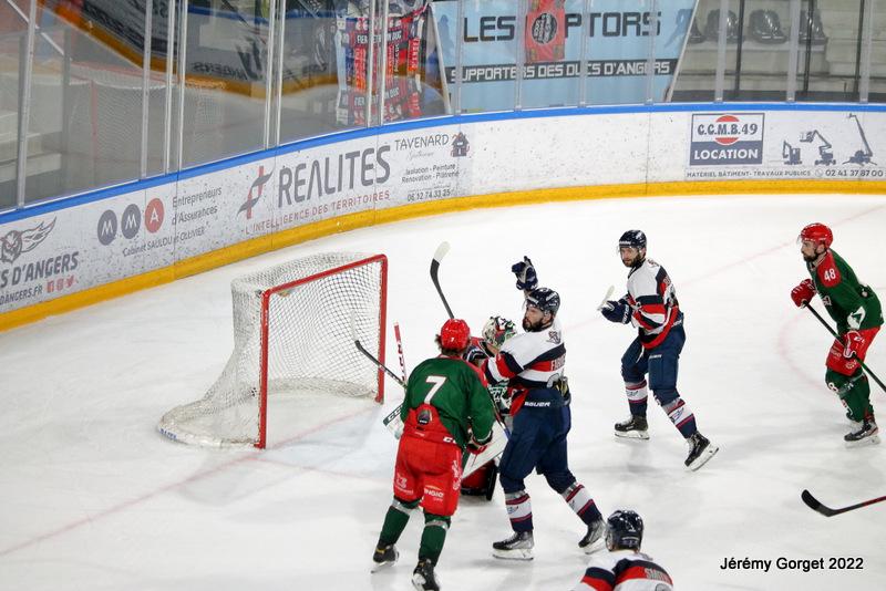 Angers  3 - 2 Cergy-Pontoise