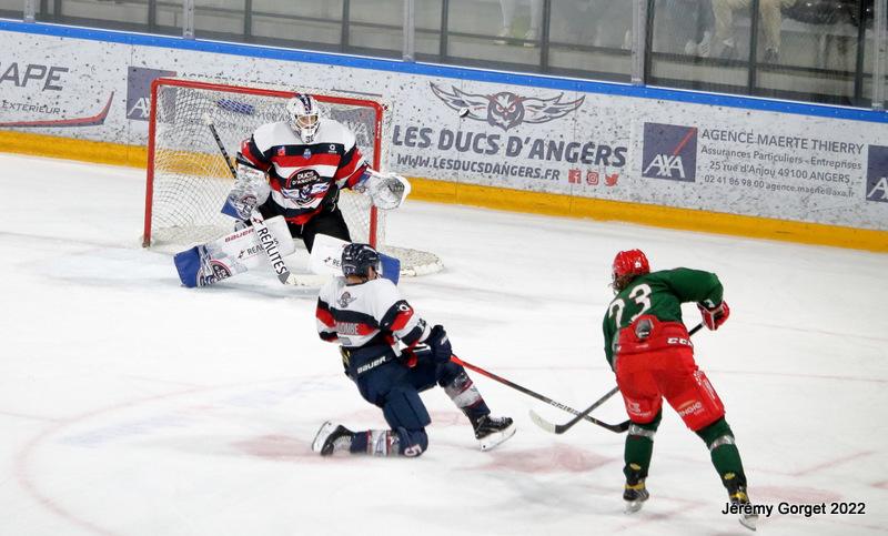 Angers  3 - 2 Cergy-Pontoise