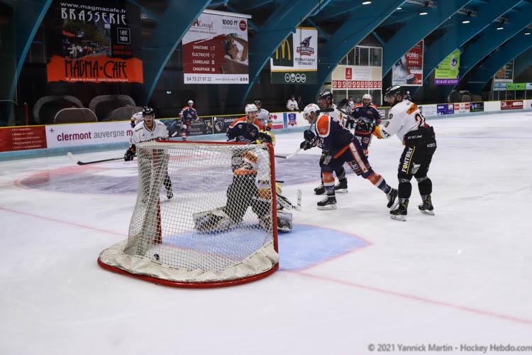 Clermont-Ferrand 7 - 4 Roanne
