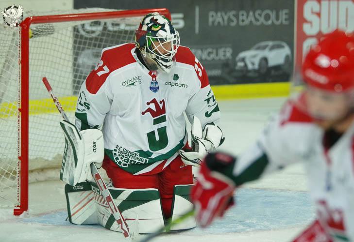 Anglet 2 - 4 Cergy-Pontoise