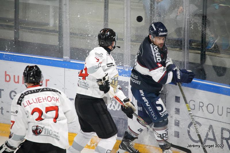 Angers  4 - 1 Chamonix 