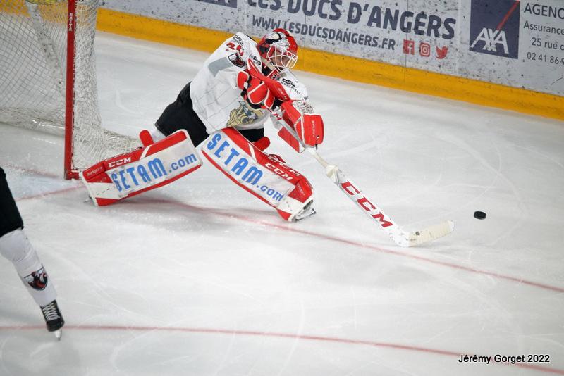 Angers  4 - 1 Chamonix 