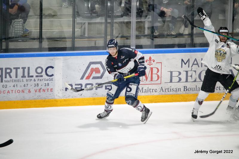 Angers  4 - 1 Chamonix 