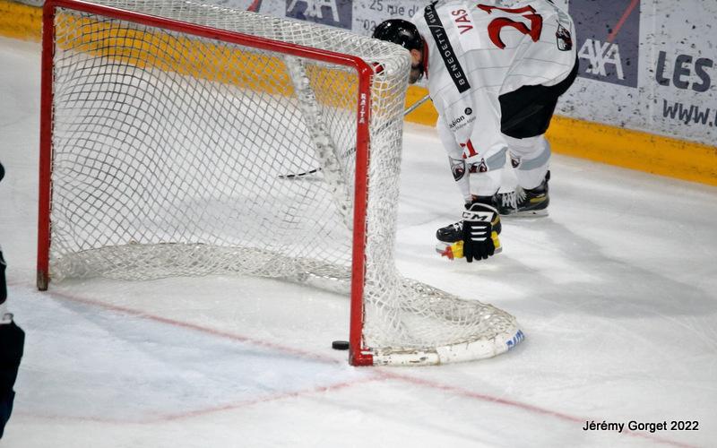 Angers  4 - 1 Chamonix 