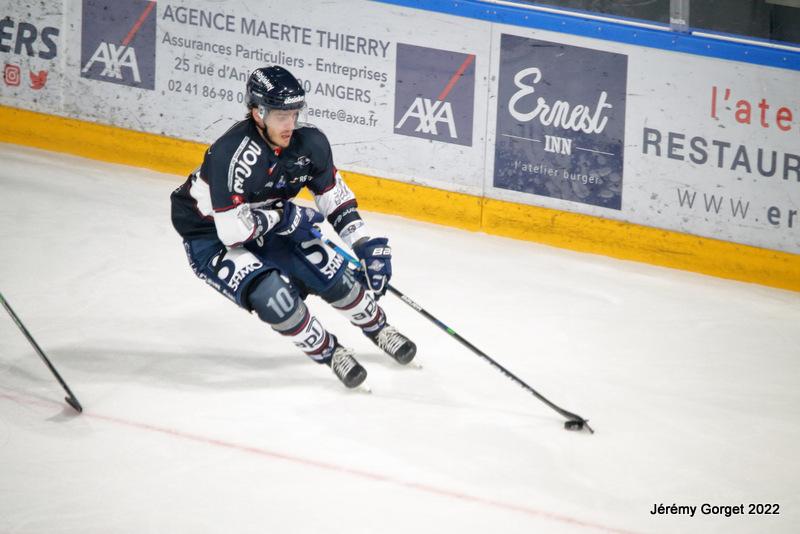Angers  4 - 1 Chamonix 