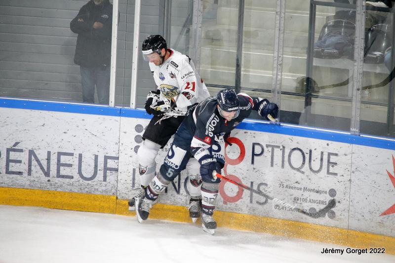 Angers  4 - 1 Chamonix 