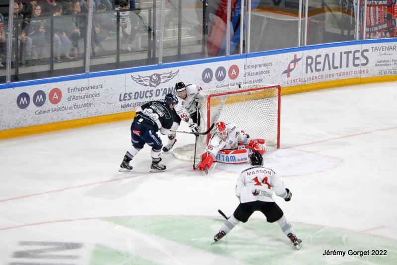 Angers  4 - 1 Chamonix 