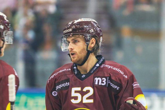 Photo hockey match Genève - Ambrì-Piotta le 02/10/2021