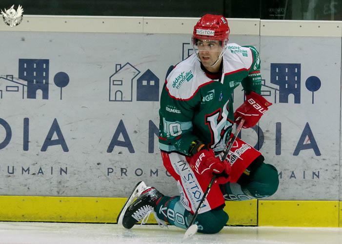 Anglet 3 - 4 Chamonix 