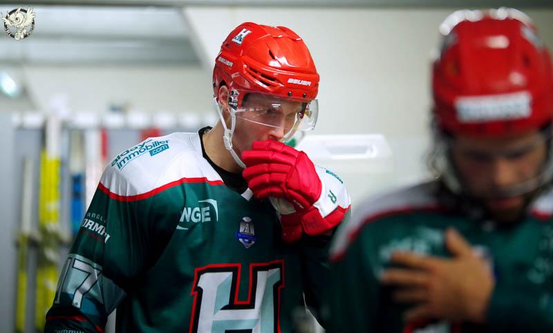 Anglet 3 - 4 Chamonix 