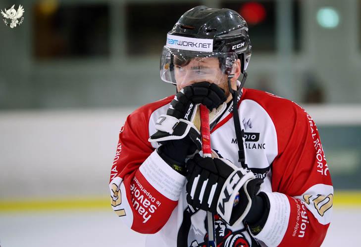 Anglet 3 - 4 Chamonix 